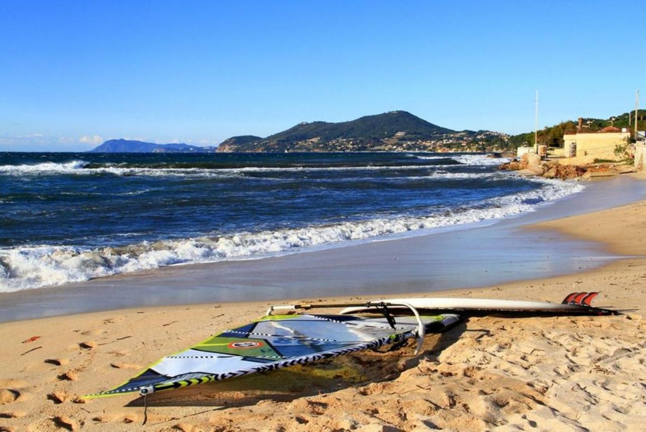 Port La Gavine Vue Mer Ιέρ Εξωτερικό φωτογραφία